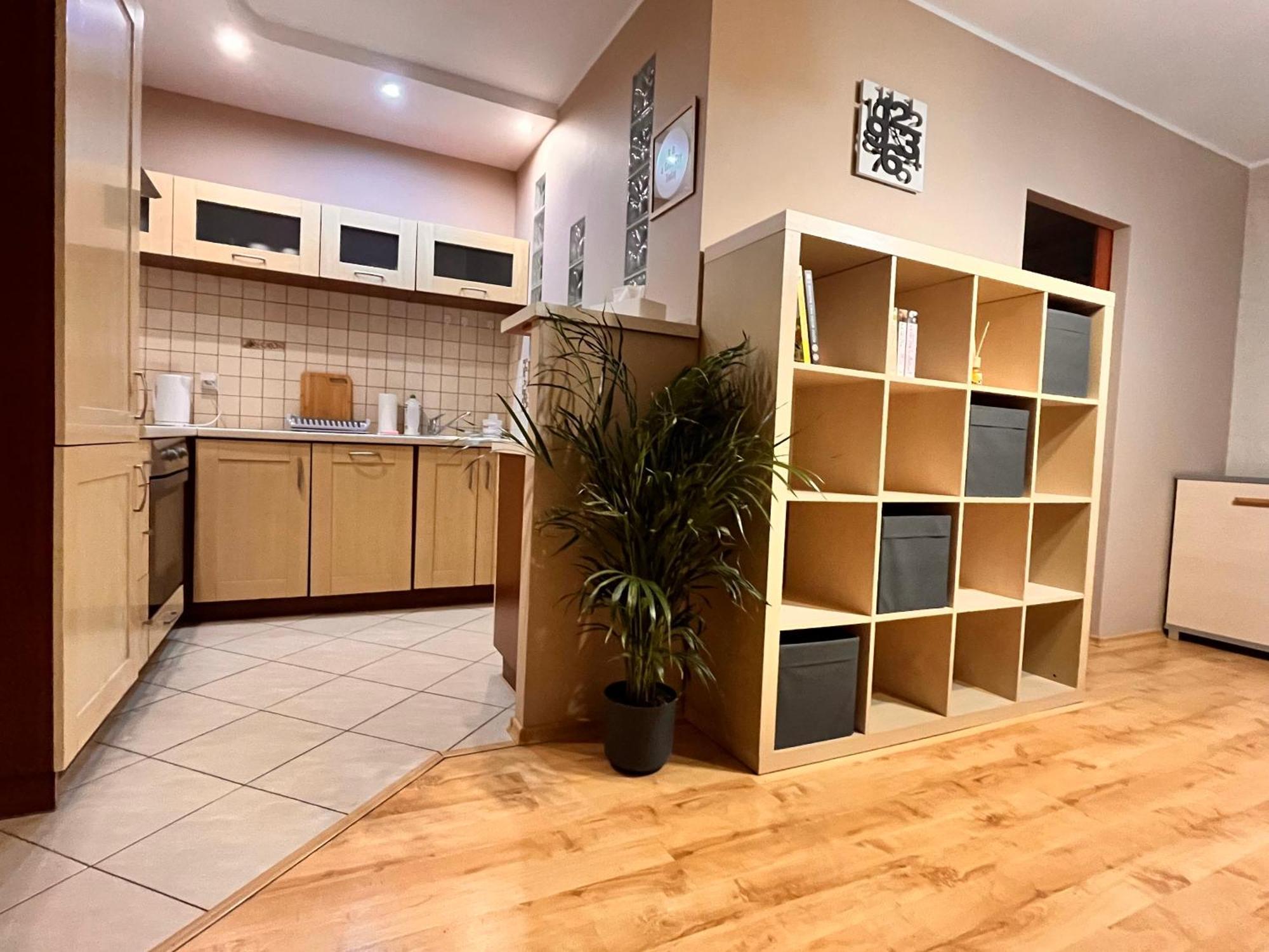 Apartament Roentgena 16 Przy Centrum Onkologii I Klinice Novum Warsaw Exterior photo